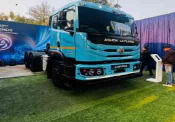 Ashok Leyland Hippo 5536 - 6x4 Tractor Trailer photo 1